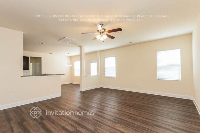 Building Photo - 150 Sassafras Rd