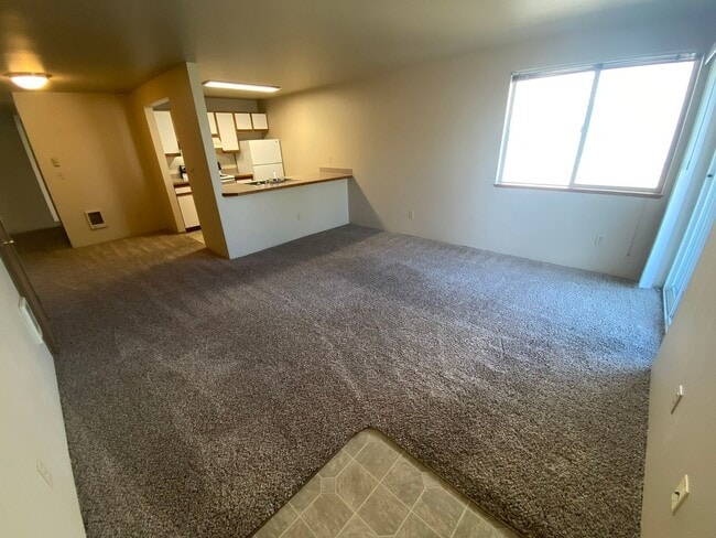 Foto del edificio - 804 Juniper Ave