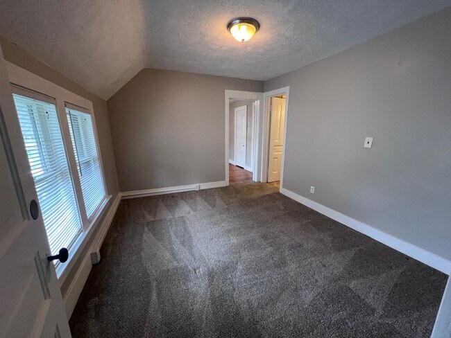 Foto del edificio - 1140 Fremont Ave NW
