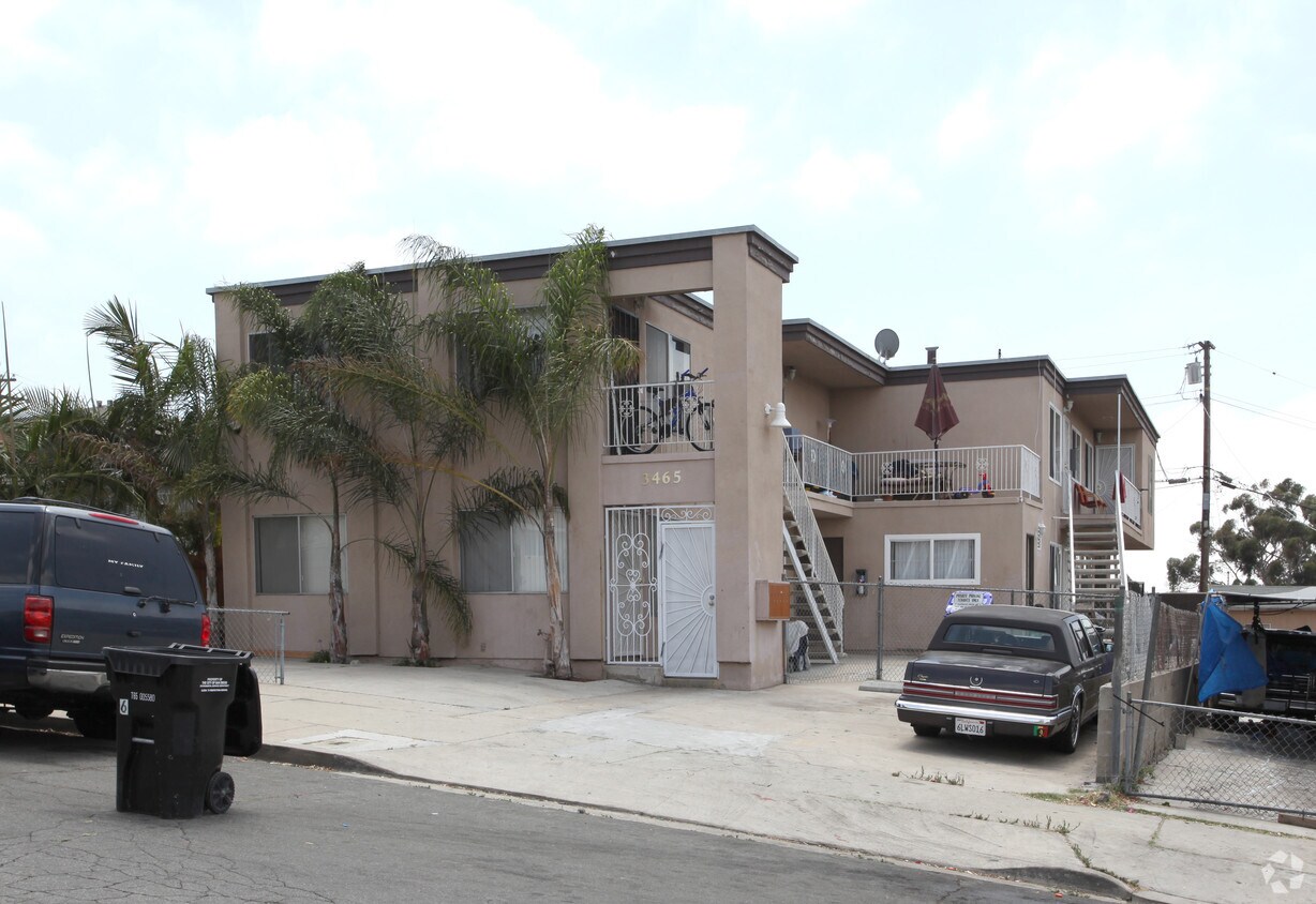 Foto principal - 3465 Valle Ave
