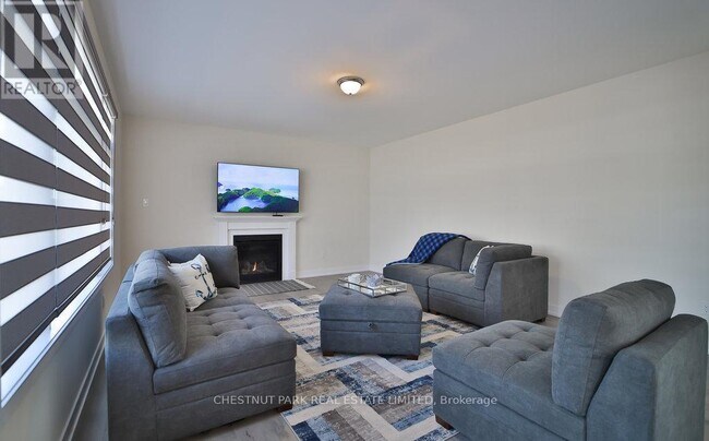 Building Photo - 100 Stoneleigh Dr
