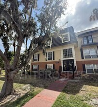 Building Photo - 4132 Versailles Dr