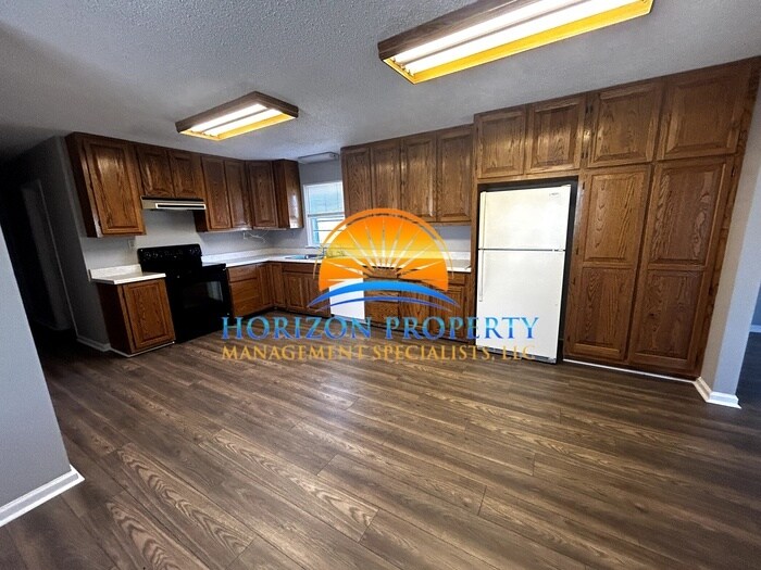 Primary Photo - 231 Stephens Rd