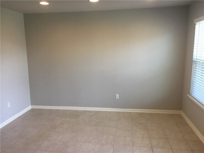 Foto del edificio - -NEW INCENTIVE- (SEE LISTING)Great 3 Bedroom home in Blanco Vista! Pets Welcome. 2016 Build