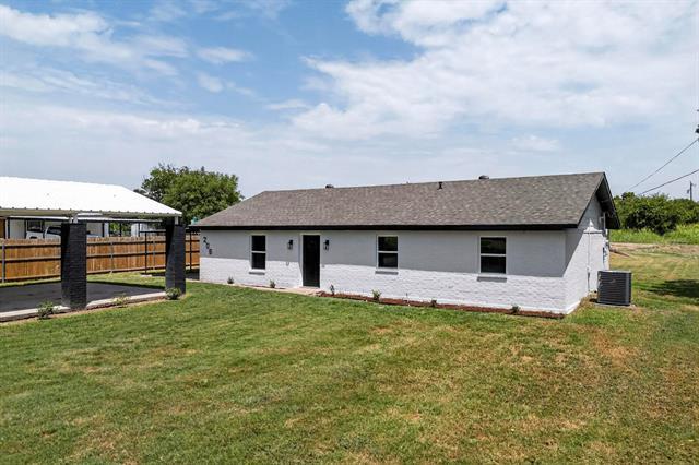 Building Photo - 208 Ponderosa Ln