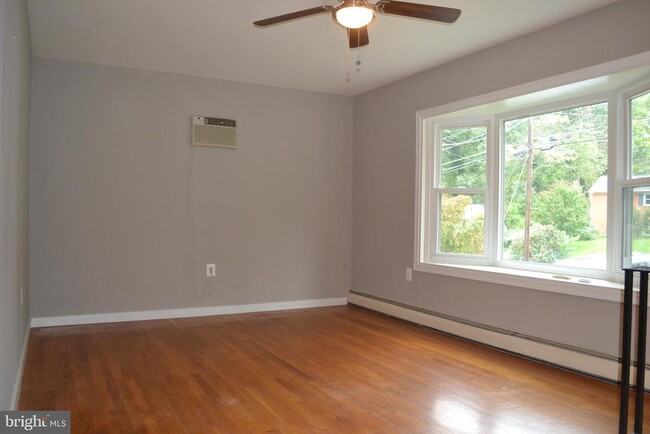 Building Photo - 1514 Florida Ave