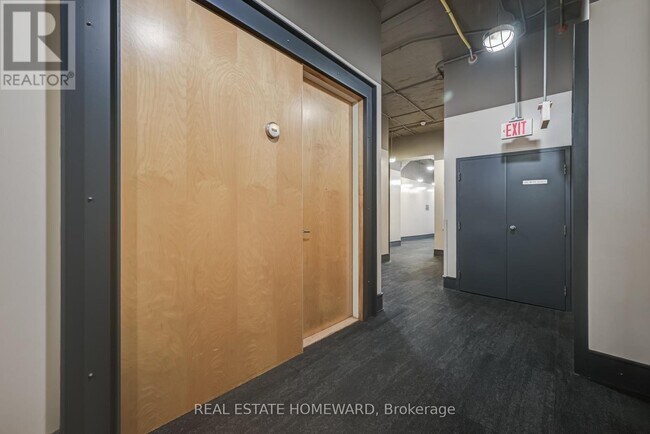 Photo du bâtiment - 155 Dalhousie St