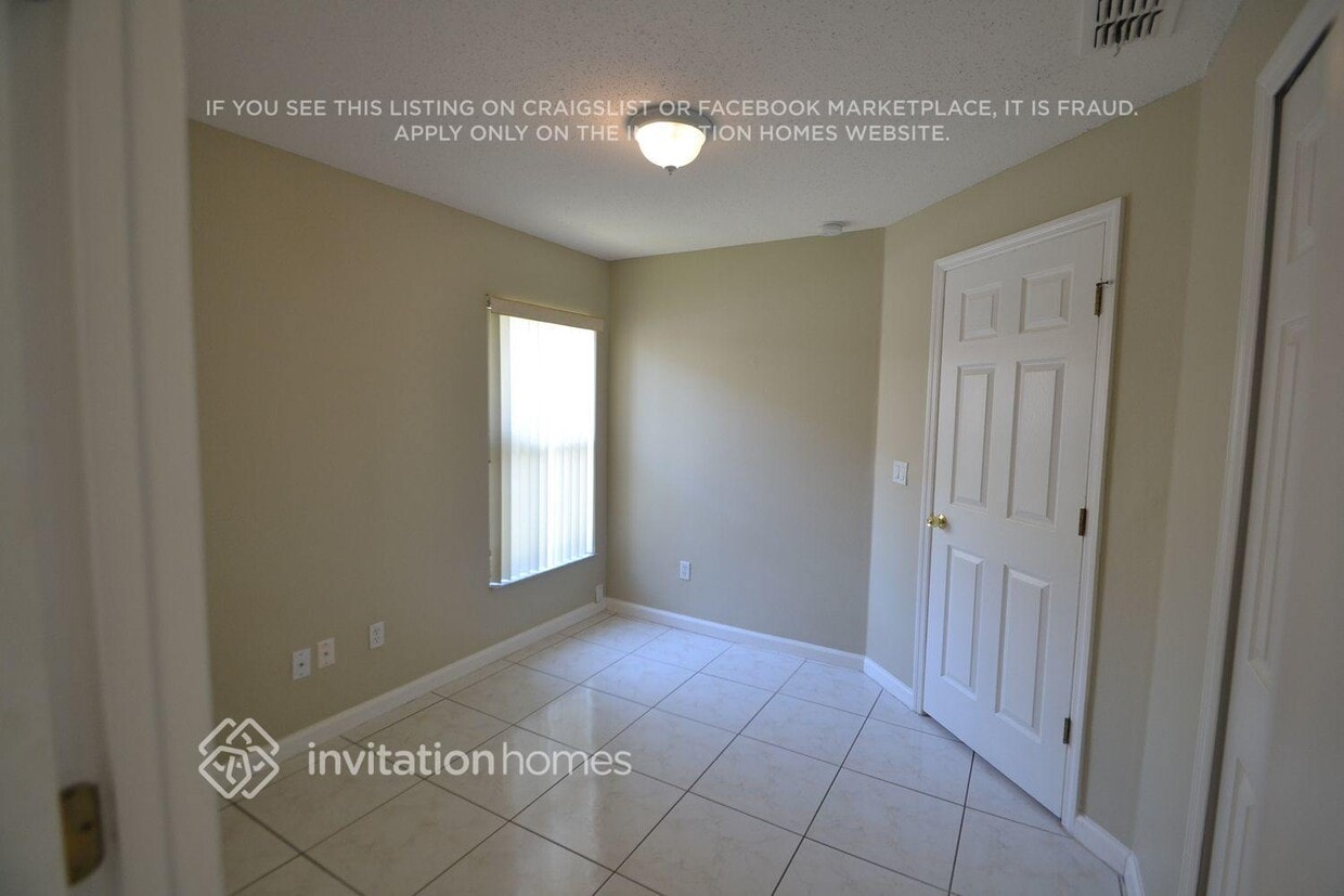 Foto del edificio - 2330 Lily Pad Ln