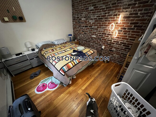 91 Prince St Unit 9, Boston, MA 02113 - Room for Rent in Boston, MA ...