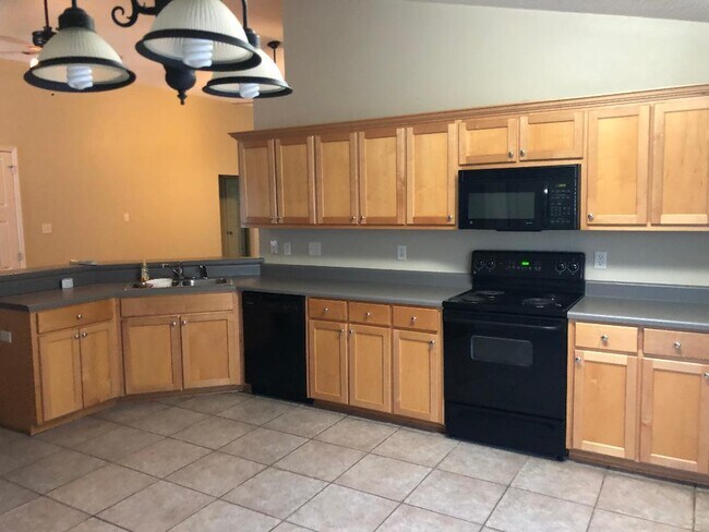 Foto del edificio - 1151 Hayden Ct