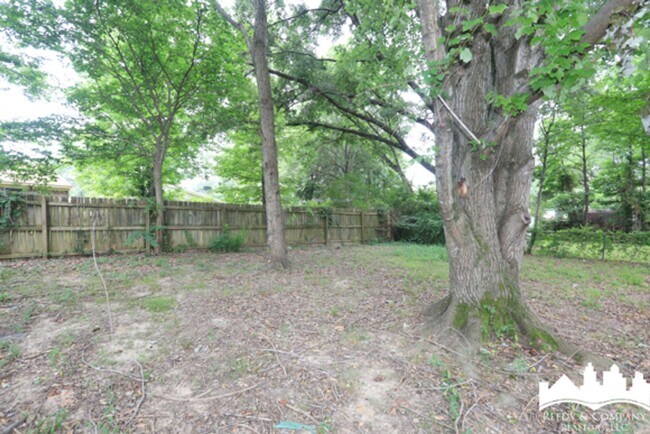 Foto del edificio - 3445 Beech Grove Rd