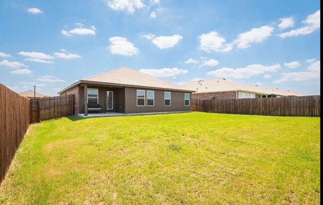 Foto del edificio - 511 Windrow Dr