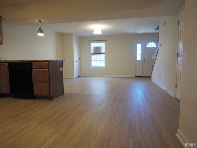 Building Photo - 2414 S Woolery Mill Dr