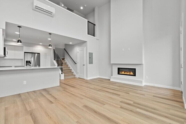 Foto del edificio - Stunning Brand-New Ballard Townhome with A...