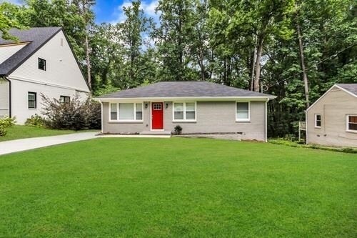 Foto principal - 2560 St Patrick St SE