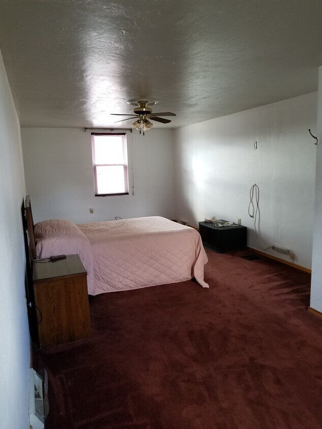 bedroom - 3238 Hardie Way