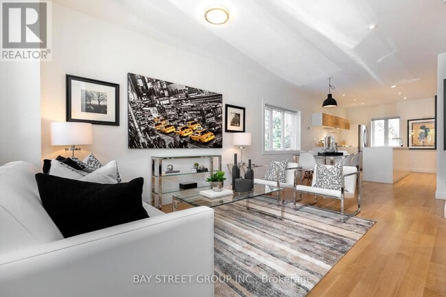 Building Photo - 173 Duplex Ave