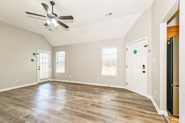 Foto del edificio - 9892 Southern Oak Way