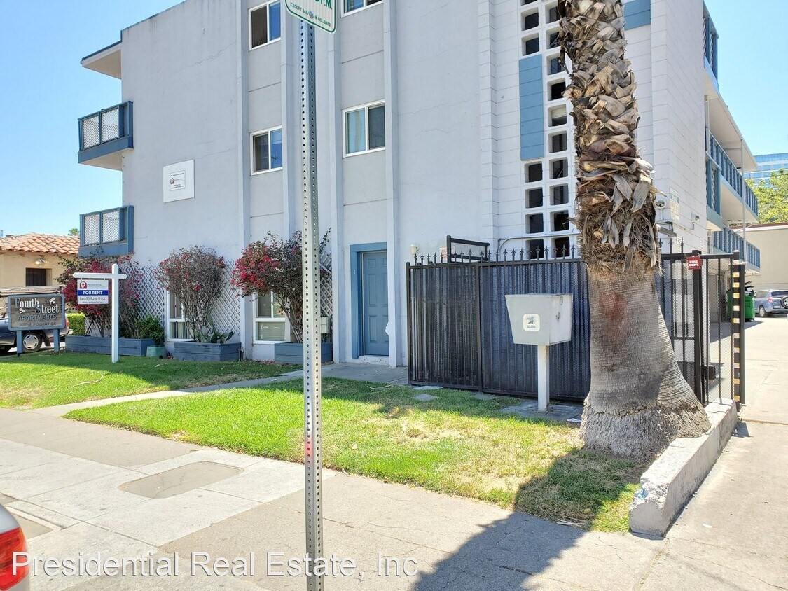 Primary Photo - 357 S 4th St