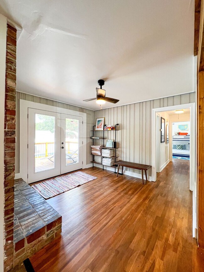 Building Photo - 114 Hiwassee Dr