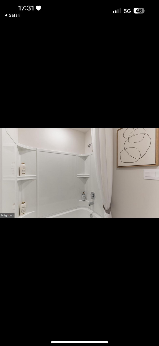 Building Photo - 308 Mazzeo Dr