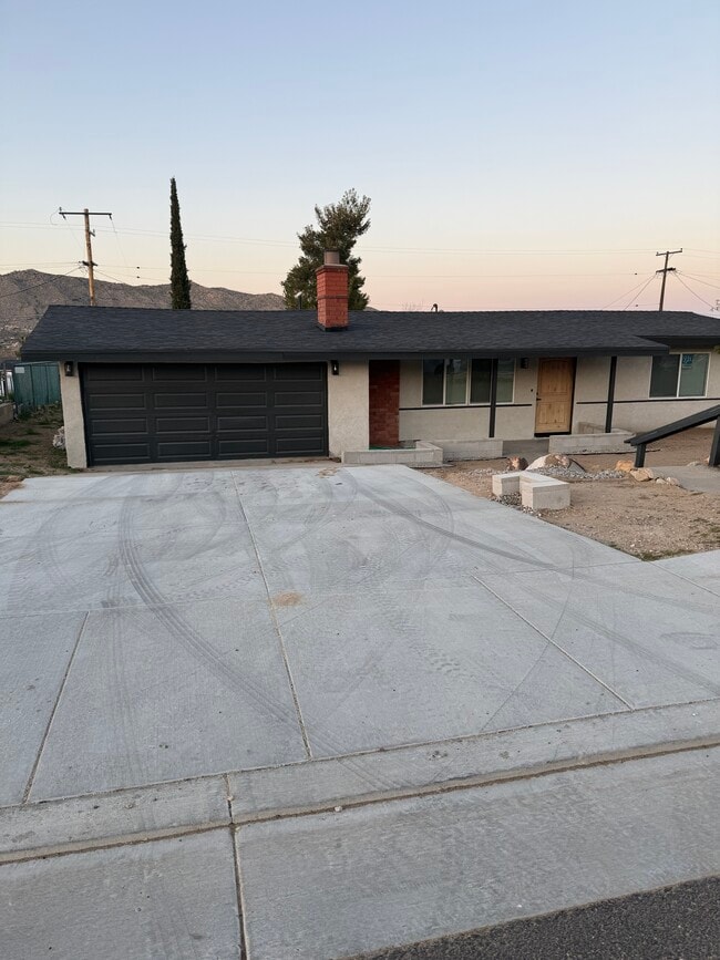 Building Photo - 56204 Onaga Trl