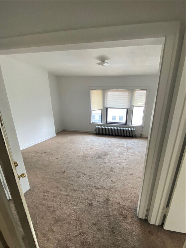 631 Maryland Ave Unit 8, Pittsburgh, PA 15232 631 Maryland Ave