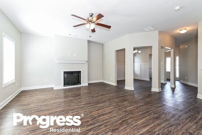 Building Photo - 1026 Allegiance Dr