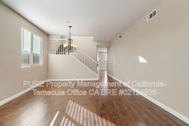 Building Photo - 46107 Toy Ct