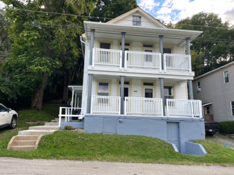 5867 Madison Ave, Export, PA 15632 Room for Rent in Export, PA