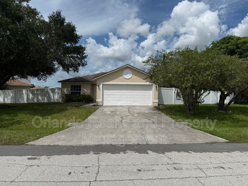 Foto principal - 1018 Dampierre Ct