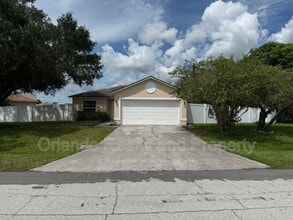 Building Photo - 1018 Dampierre Ct