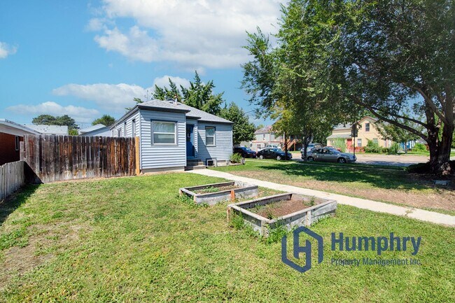 Foto del edificio - 1601 Rossi St