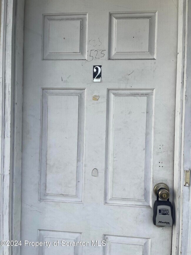 Foto del edificio - 525 Meridian Ave