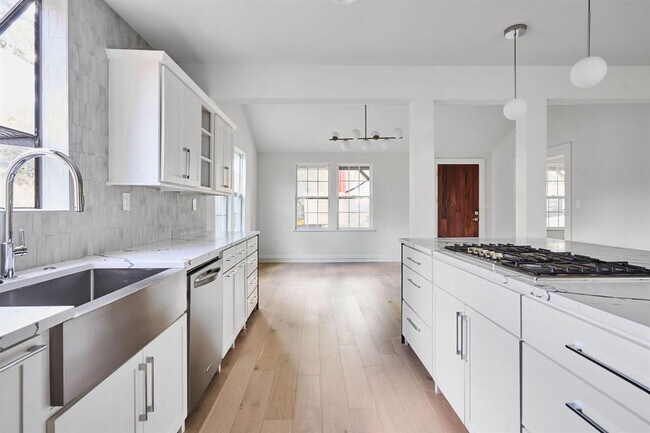 Foto del edificio - 1100 S 5th St