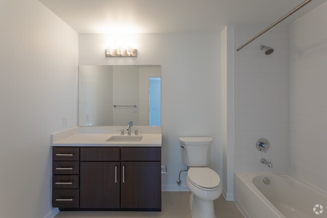 Apt 763 - Two Bedroom - 14W Apartments