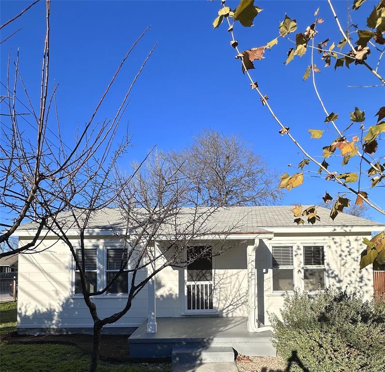 Primary Photo - 924 E 53rd St
