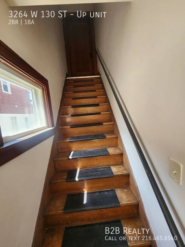 Foto del edificio - 3264 W 130th St