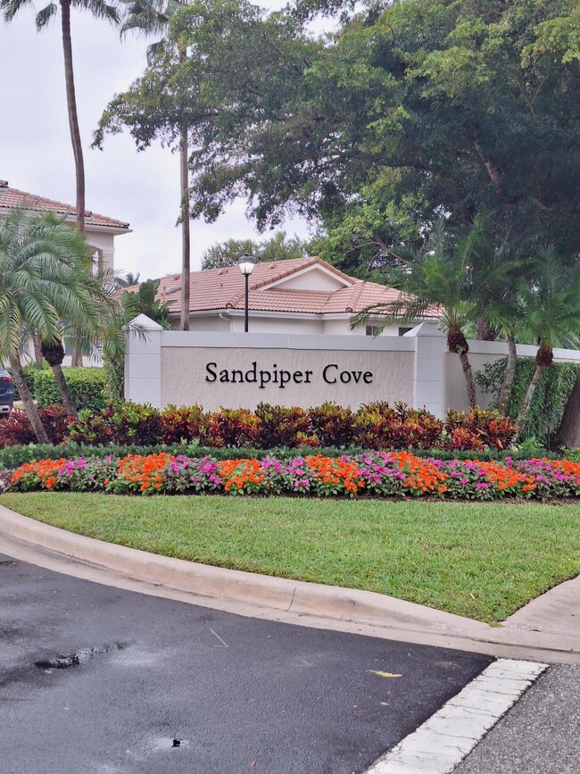 Foto del edificio - 8163 Sandpiper Way