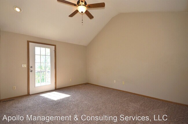Building Photo - 2 br, 1.5 bath House - 2522 Bent Oak Court