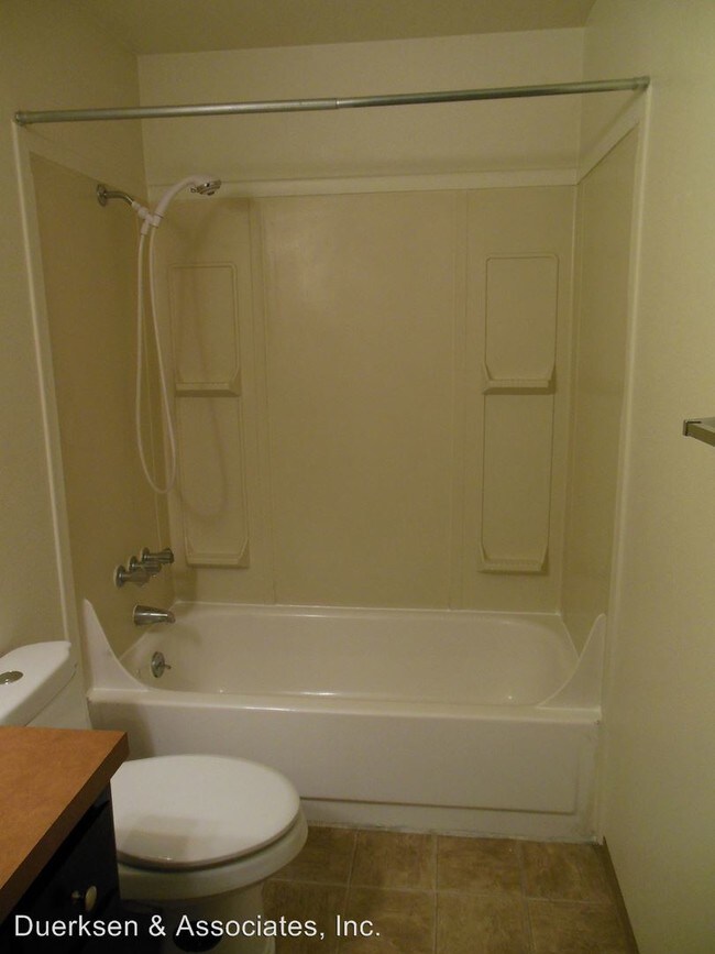 Building Photo - 1961 NW Grant Ave