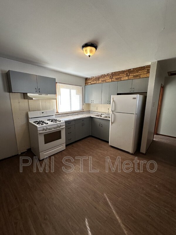 Photo - 1450 Fairmeadows Ln House