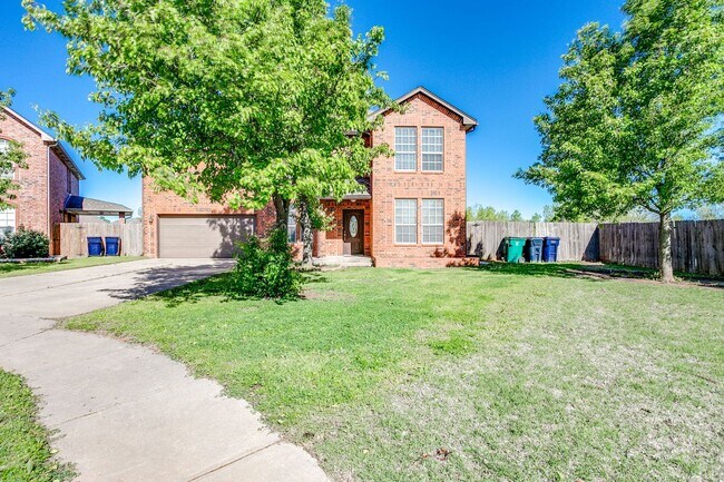 Foto del edificio - 4 Bed 3 Bath in Yukon