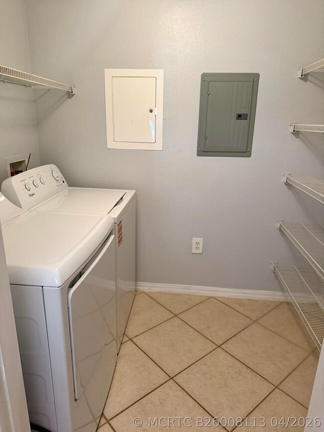 Building Photo - 6394 Emerald Dunes Dr