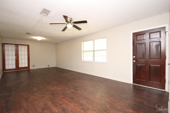Building Photo - 4745 Praline Ln