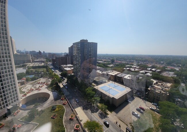 Foto del edificio - 5415 N Sheridan Rd