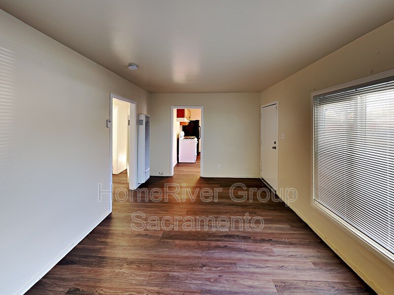Primary Photo - 1548 Harris Ave