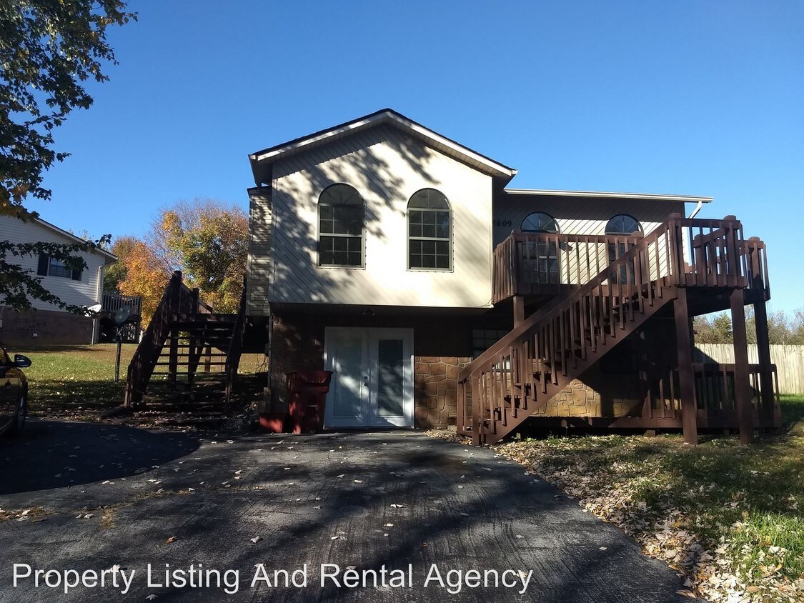Foto principal - 3 br, 2 bath House - 3609 Ian Drive