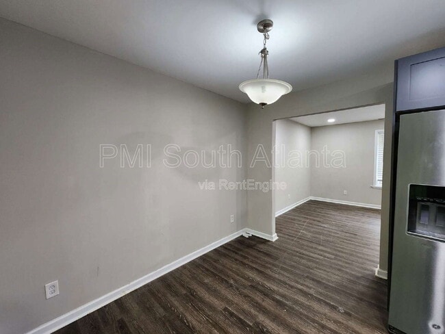 Building Photo - 141 Peyton Pl SW