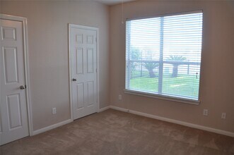 Building Photo - 2170 Brittany Colony Dr